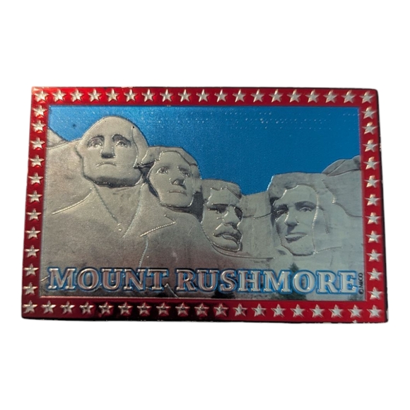 Vintage Patriotic Chunky Metal Mount Rushmore South Dakota Fridge Magnet 3" - Picture 1 of 2